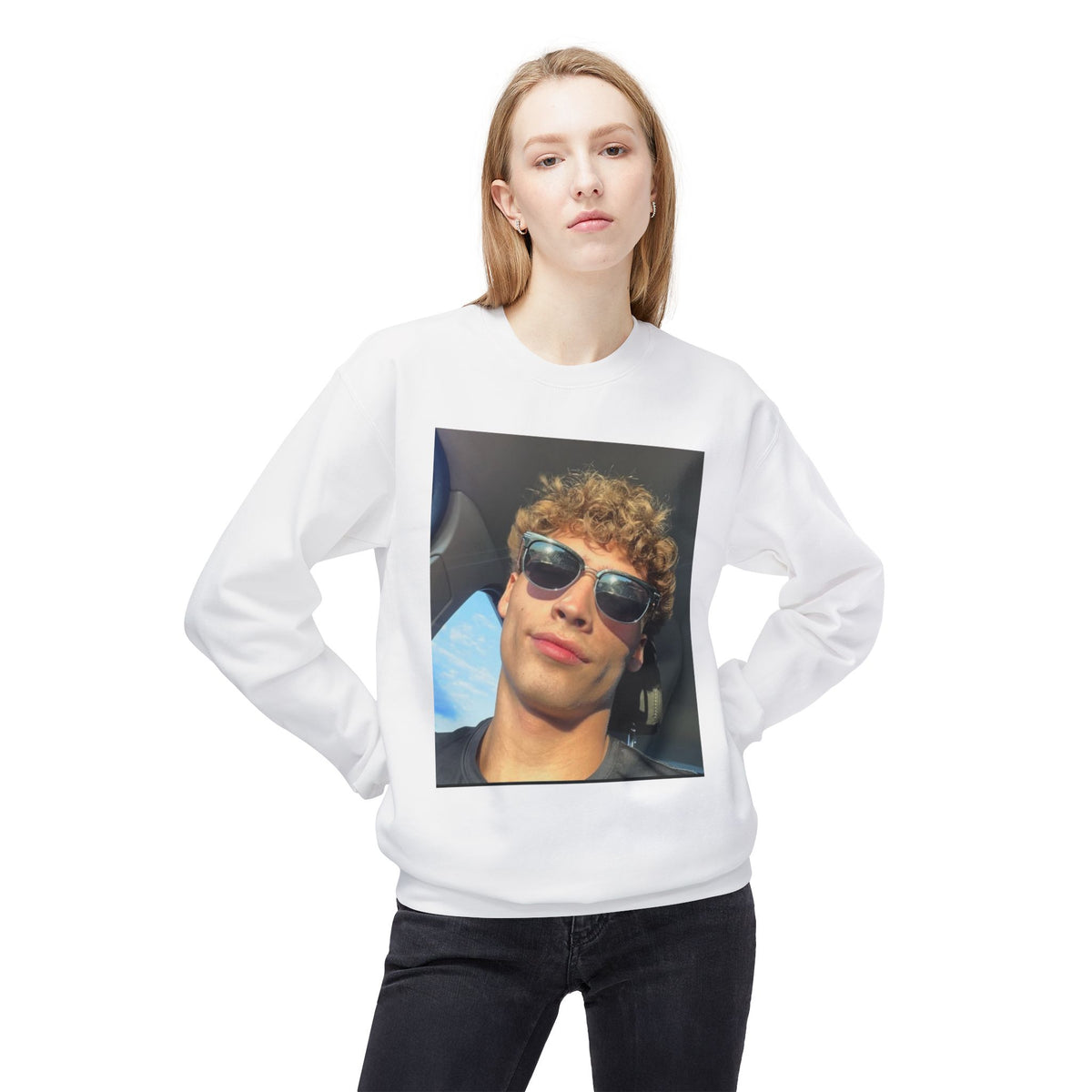 #FleeceCrewneck, #MidweightSweatshirt, #UnisexStyle, #CozyComfort, #SoftFabric, #TimelessLook, #EverydayEssentials, #CasualWear, #WarmAndStylish,