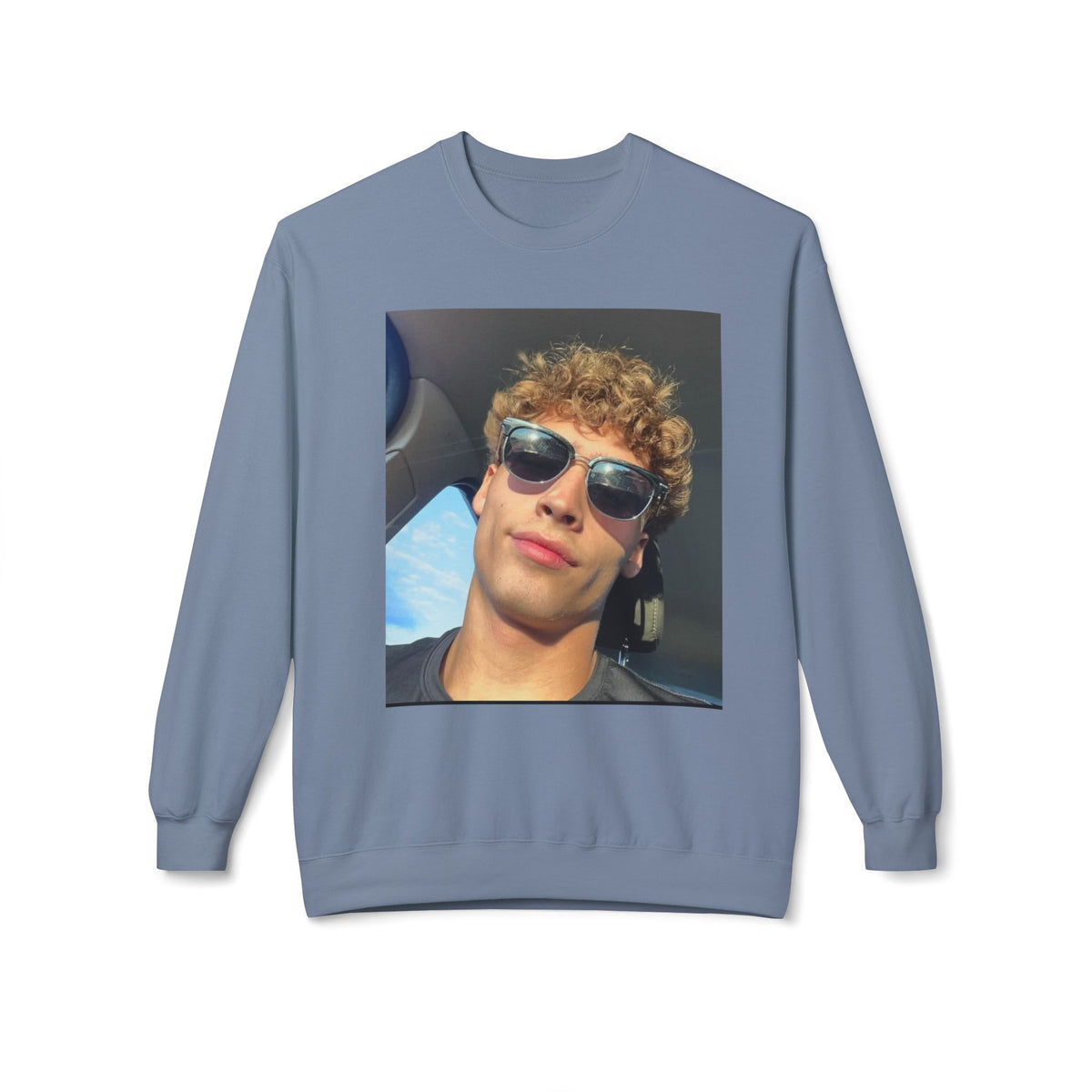#FleeceCrewneck, #MidweightSweatshirt, #UnisexStyle, #CozyComfort, #SoftFabric, #TimelessLook, #EverydayEssentials, #CasualWear, #WarmAndStylish,