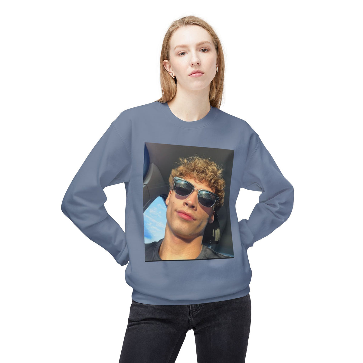#FleeceCrewneck, #MidweightSweatshirt, #UnisexStyle, #CozyComfort, #SoftFabric, #TimelessLook, #EverydayEssentials, #CasualWear, #WarmAndStylish,